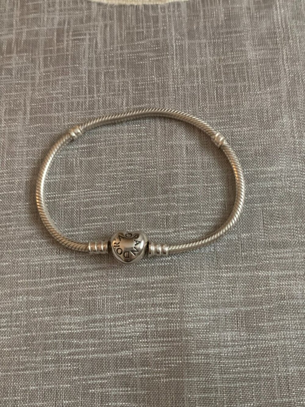 Pandora Silver Heart BracelET